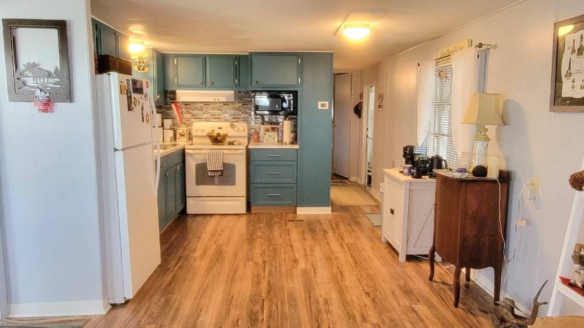 165 Juniper Drive West a Dundee, FL Mobile or Manufactured Home for Sale